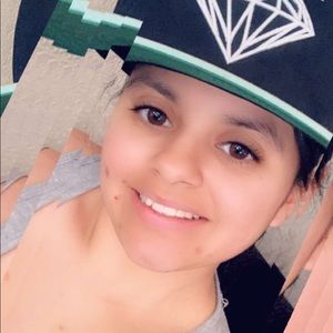 Meet your Posher, Araceli